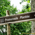 Signpost for the Promenade Plantee